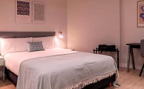 Apartamentos Lydia by gaiarooms